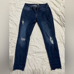 Dark Ripped Style Jeans